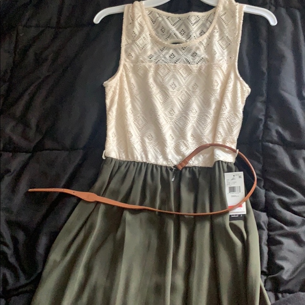 White and green short dress